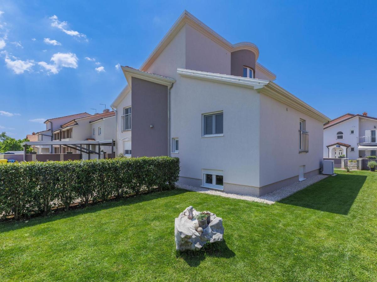 Holiday Home Villa Gocci By Interhome Kmeti Exterior foto